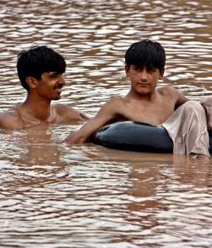 Almuerzo Solidario con Pakist�n