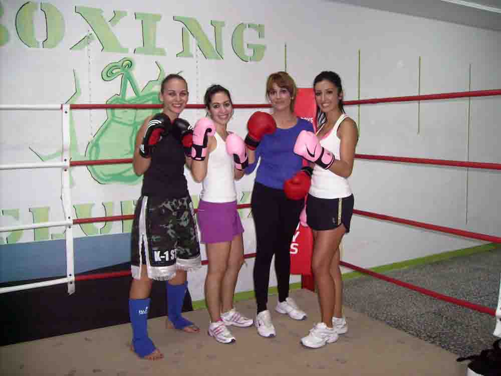Boxing Club Pe�arroya abre sus puertas