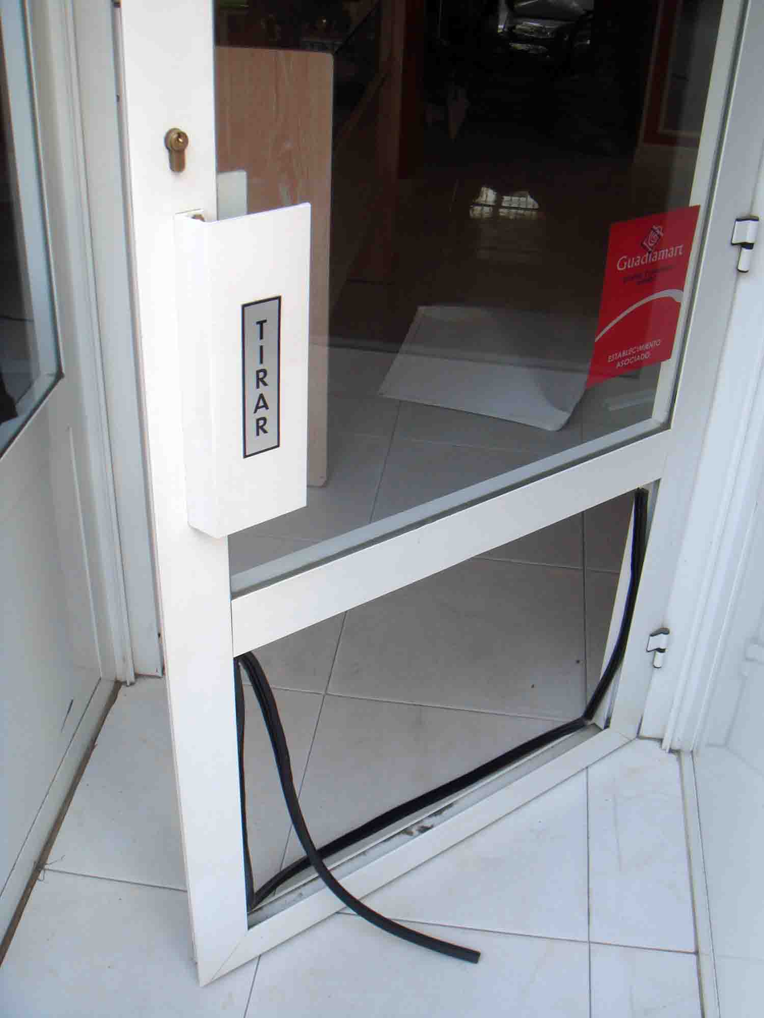 Robo en una tienda de bisuteria