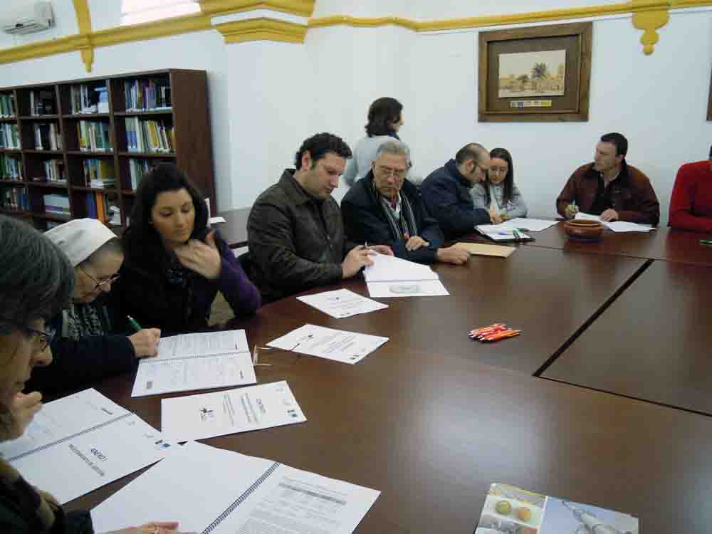 Firma de once nuevos contratos