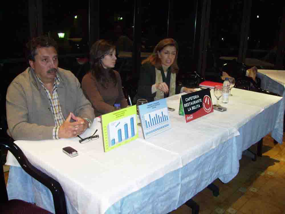 Rueda de prensa del PP en Pe�arroya