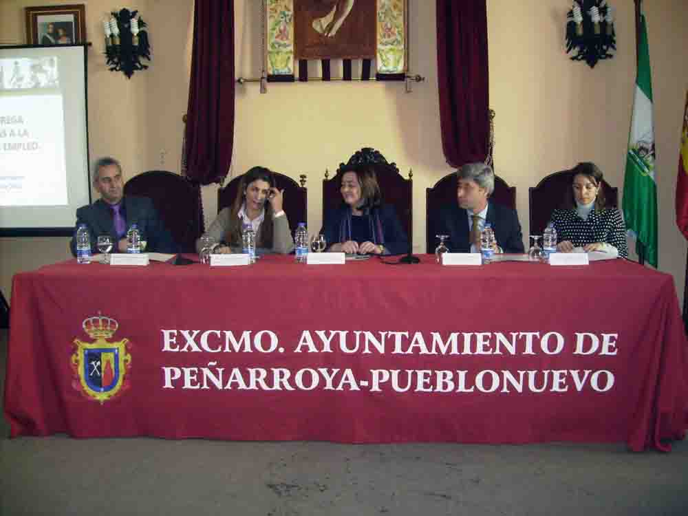 Moreno, alcaldes y los 43 emprendedores del Guadiato