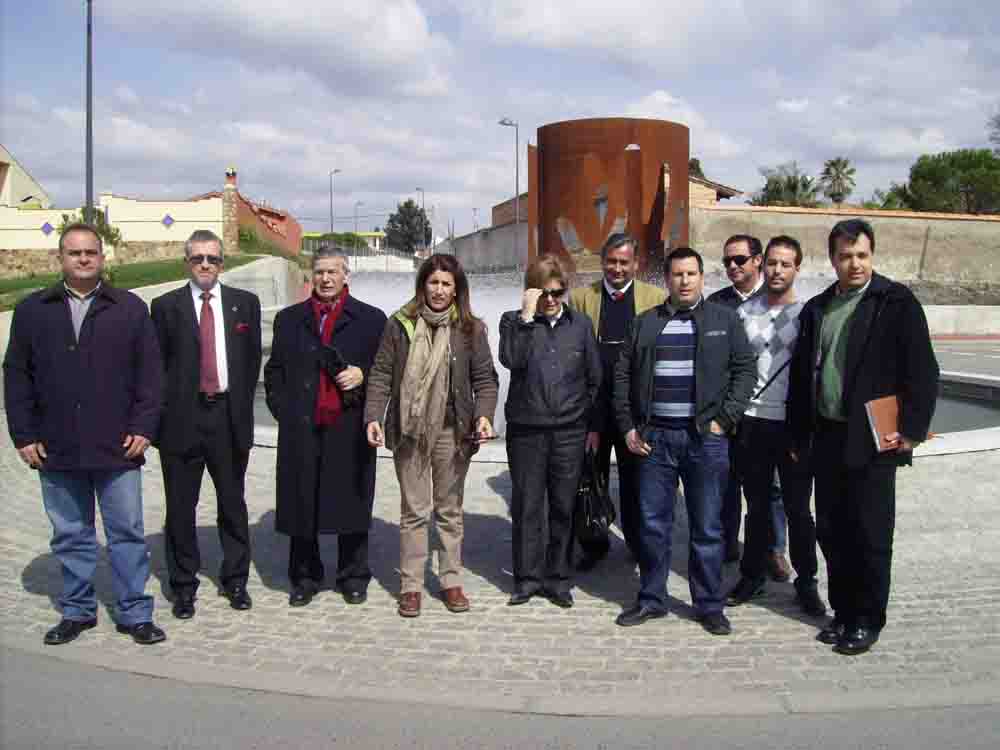 Inauguraci�n de la escultura Homenaje a la Paz
