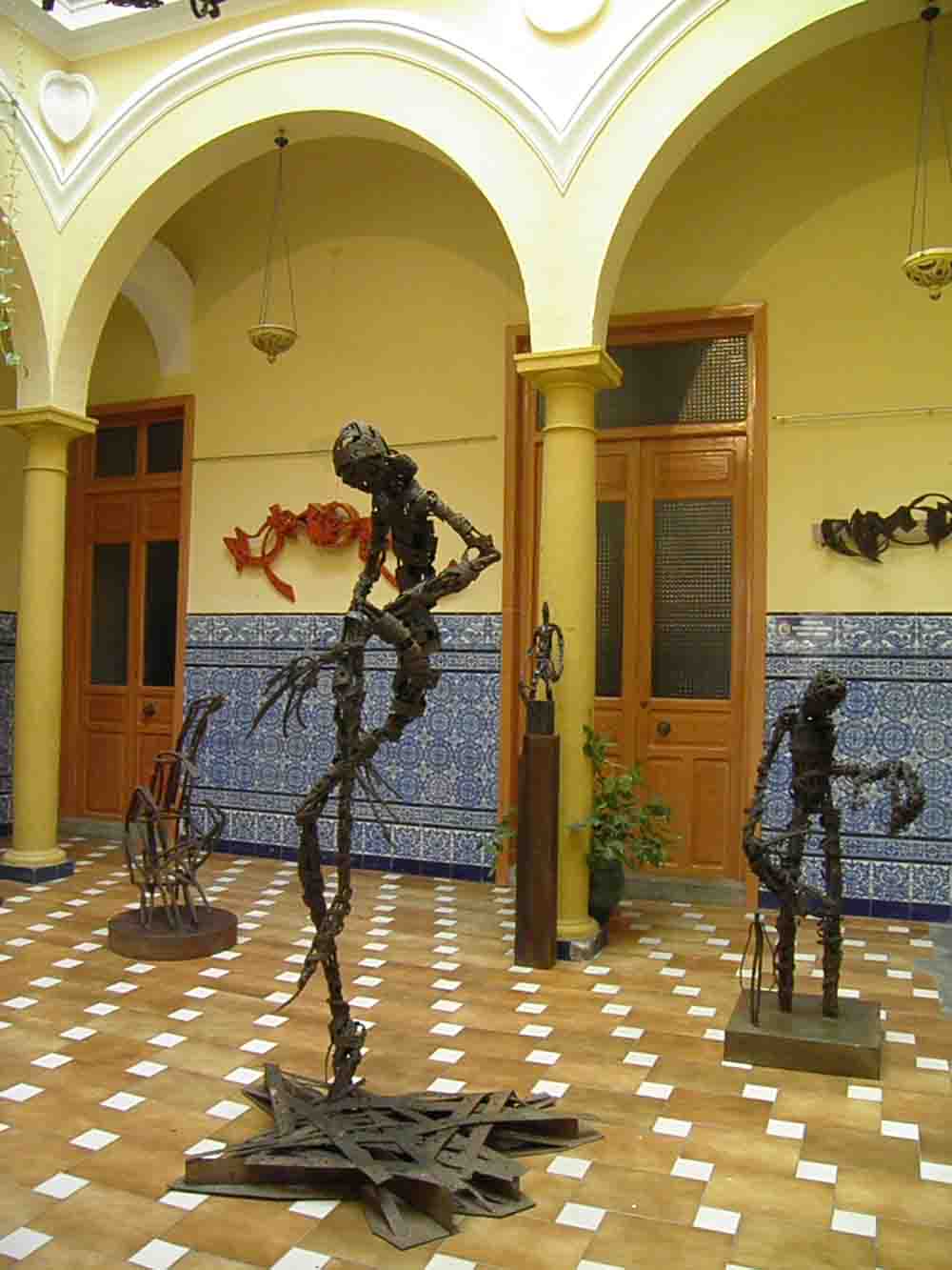 Exposición de esculturas y dibujos de Cipri Molína