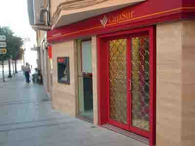 Un trabajador de CajaSur se suicida