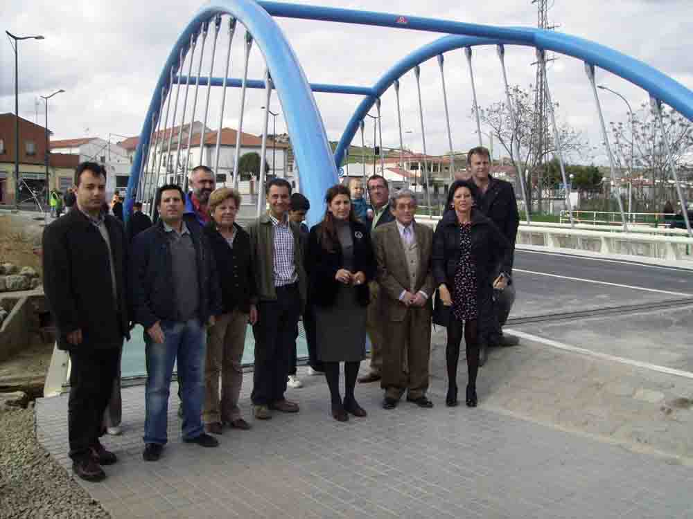El nuevo Puente de El Ri�llo ya est� abierto 