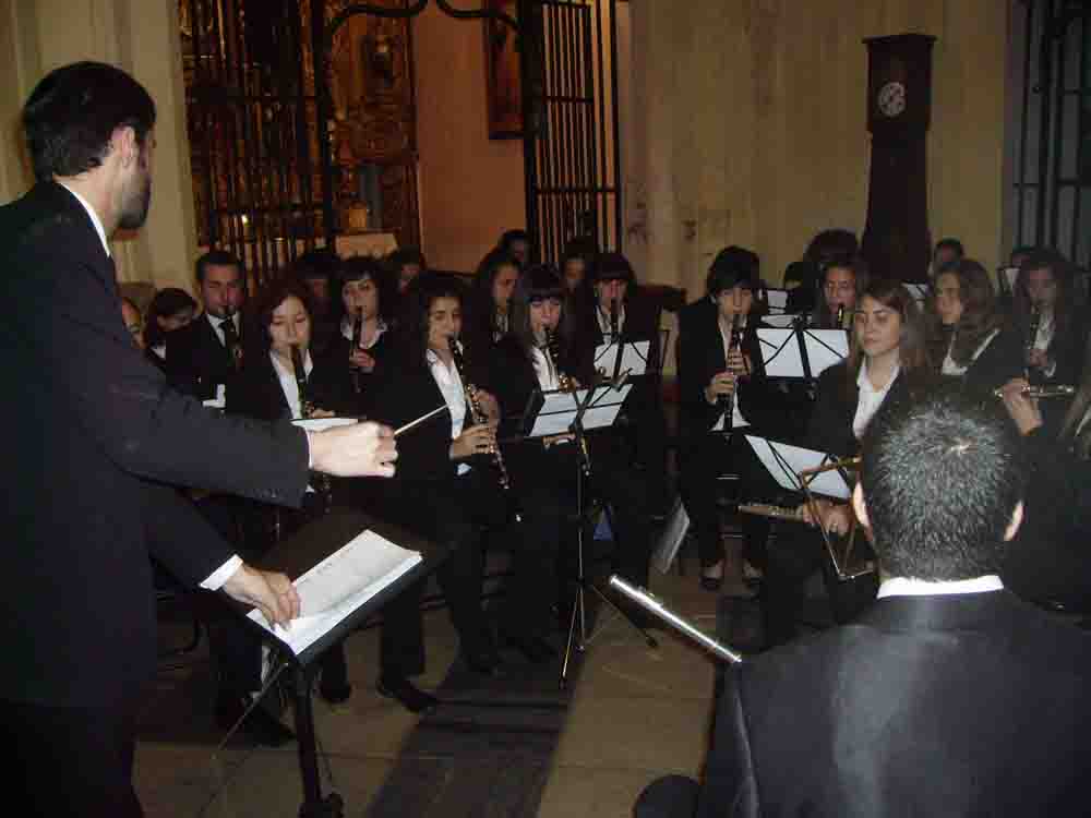 Presentaci�n del Cartel de Semana Santa 2.011