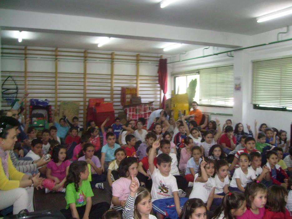 Charlas Cofrades en los Colegios