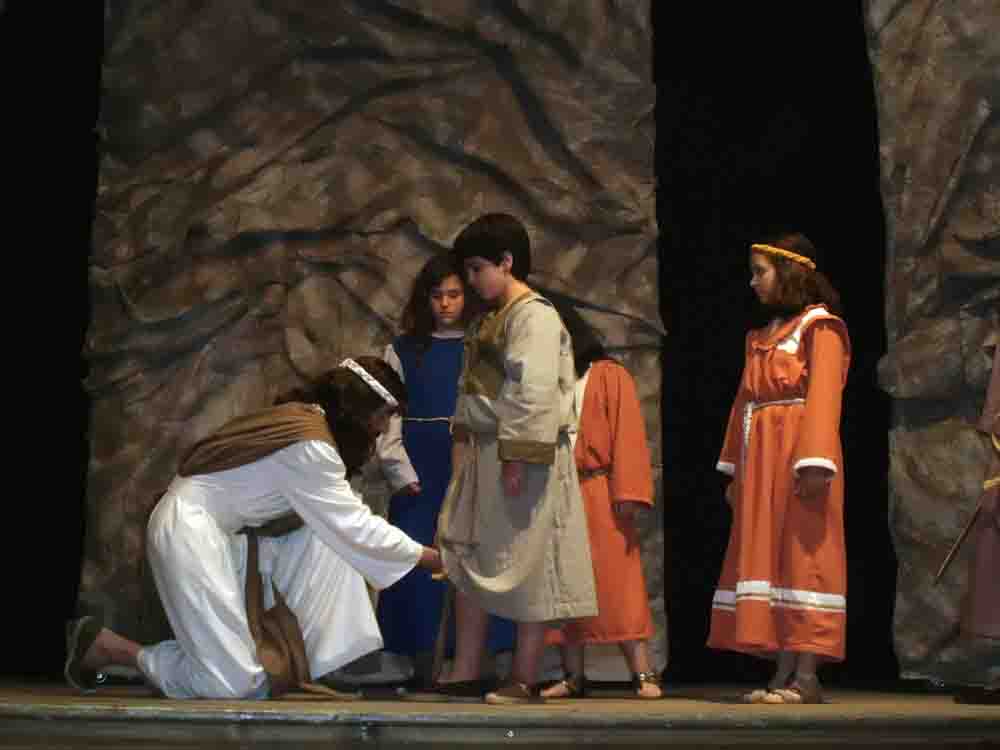 Fuente Obejuna escenifica la Pasi�n de Cristo