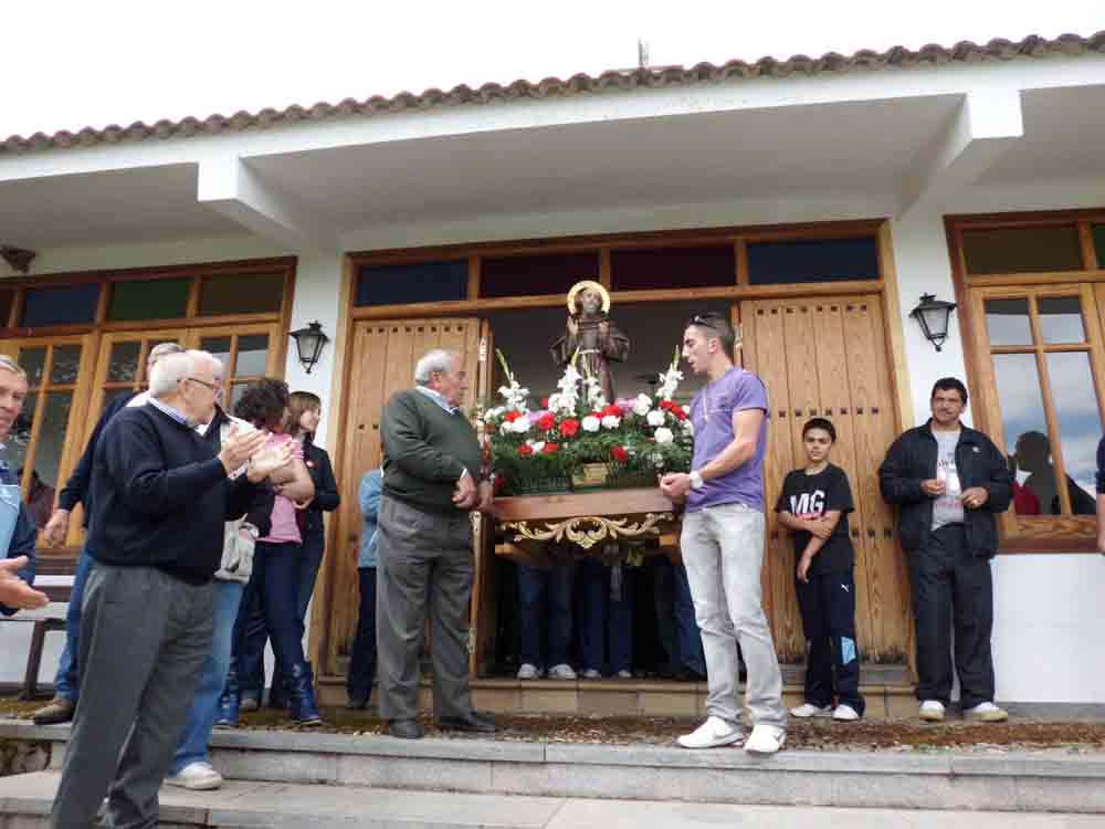 San Bernardino a las puertas de su Ermita