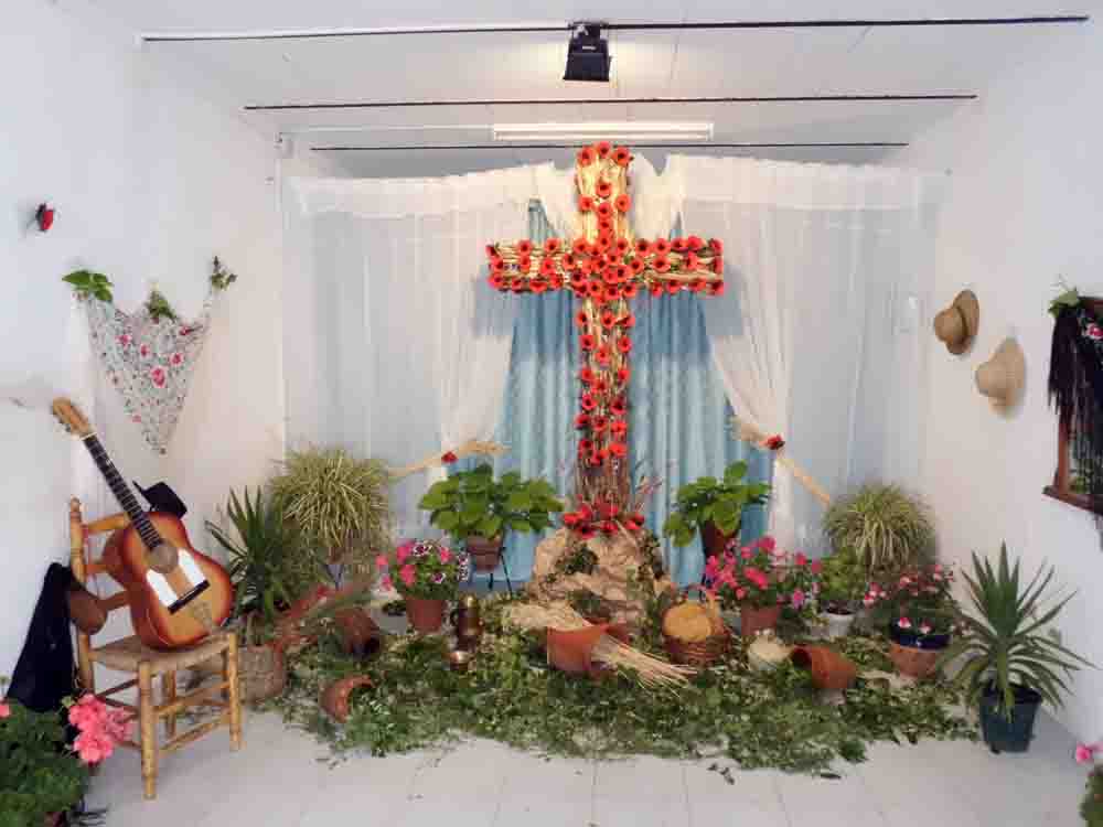 Cruces de Mayo en Pe�arroya