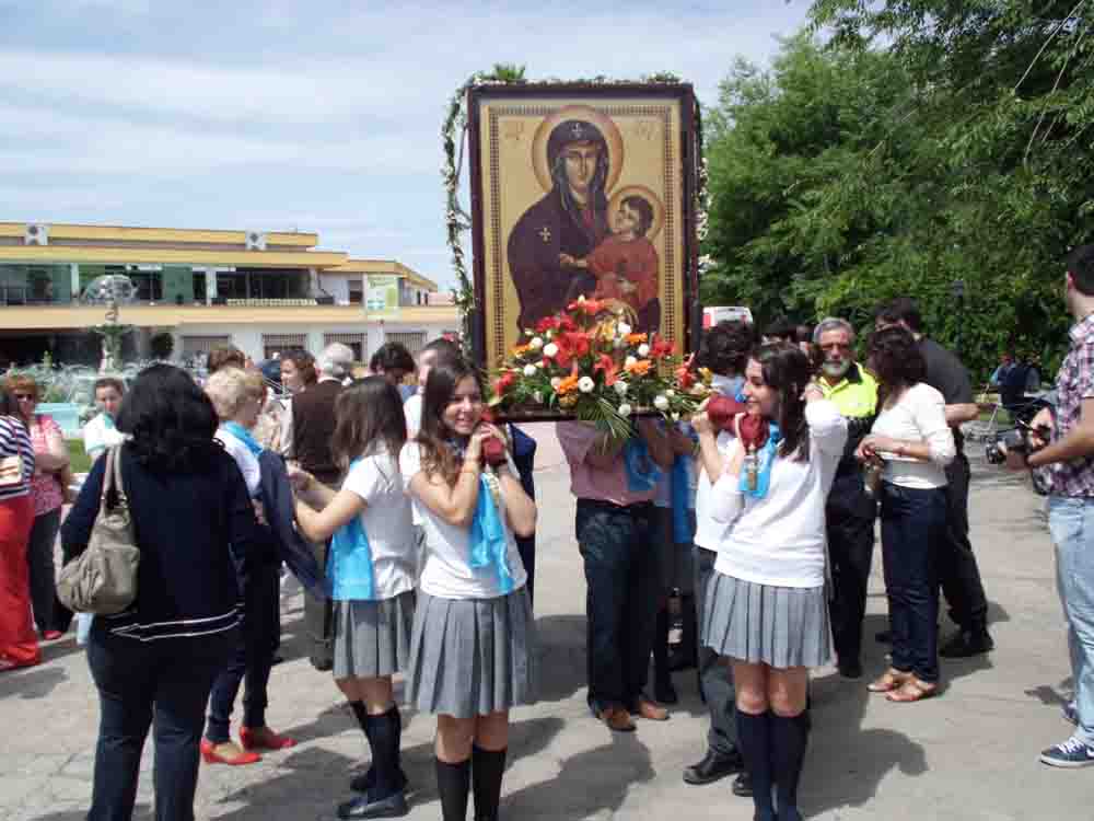 La Cruz de la Juventud recorre Pe�arroya