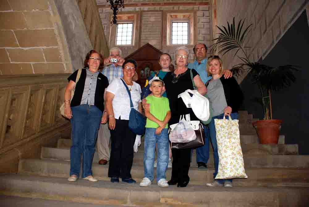 Monitora, encajeras y acompa�antes a este encuentro internacional