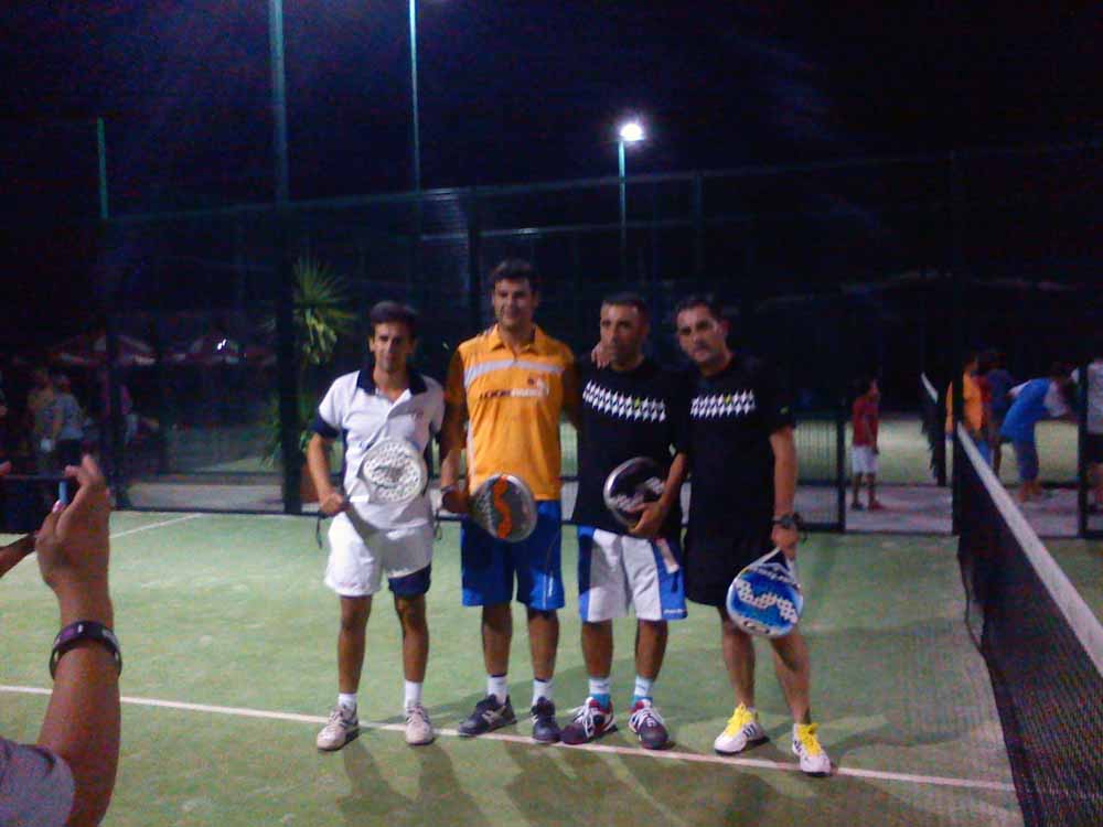 Pepe barranco, Miguel Martin( pareja vencedora) y los hermanos D�az