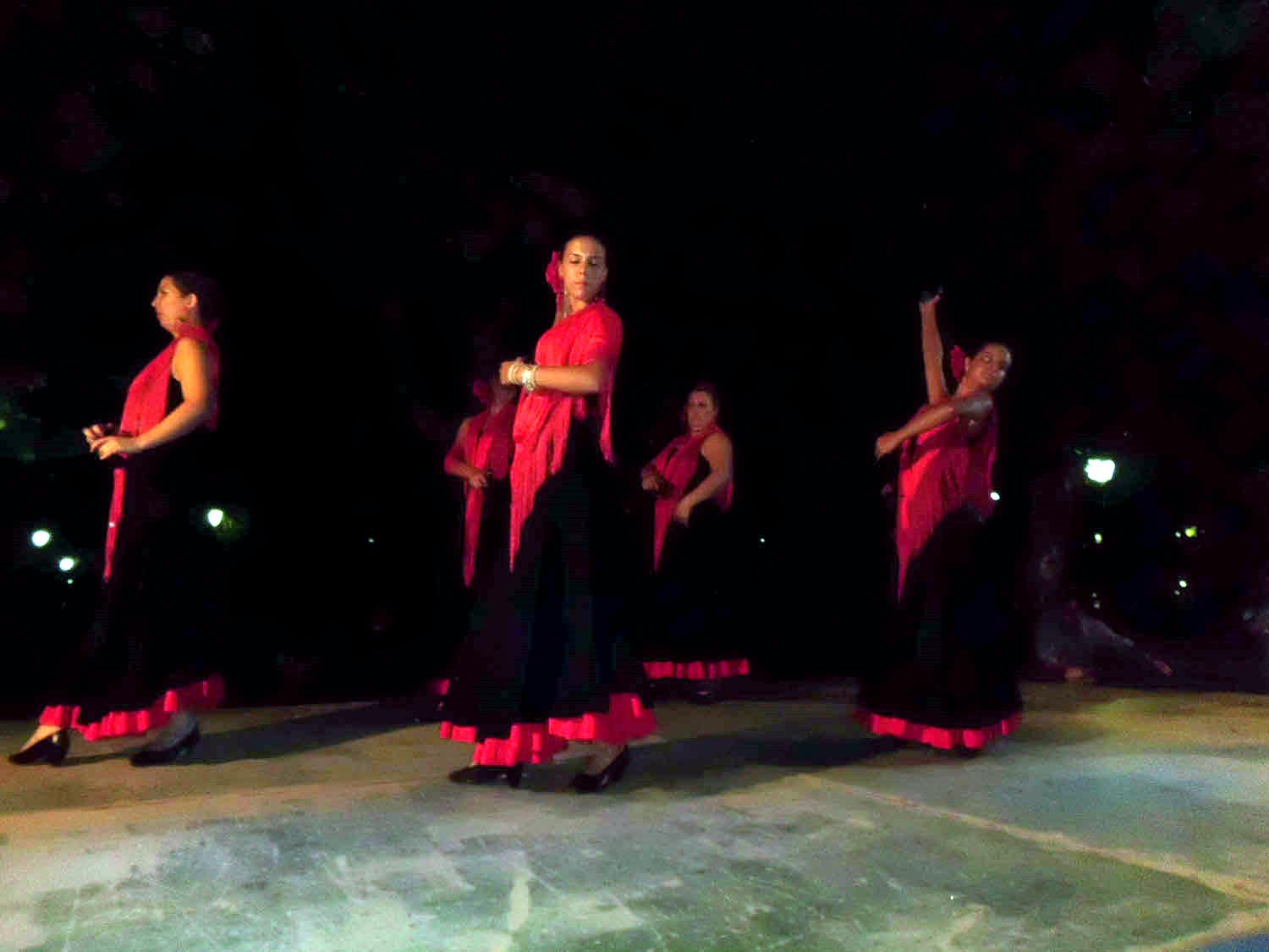 Velada flamenca en la Plaza Santa B�rbara