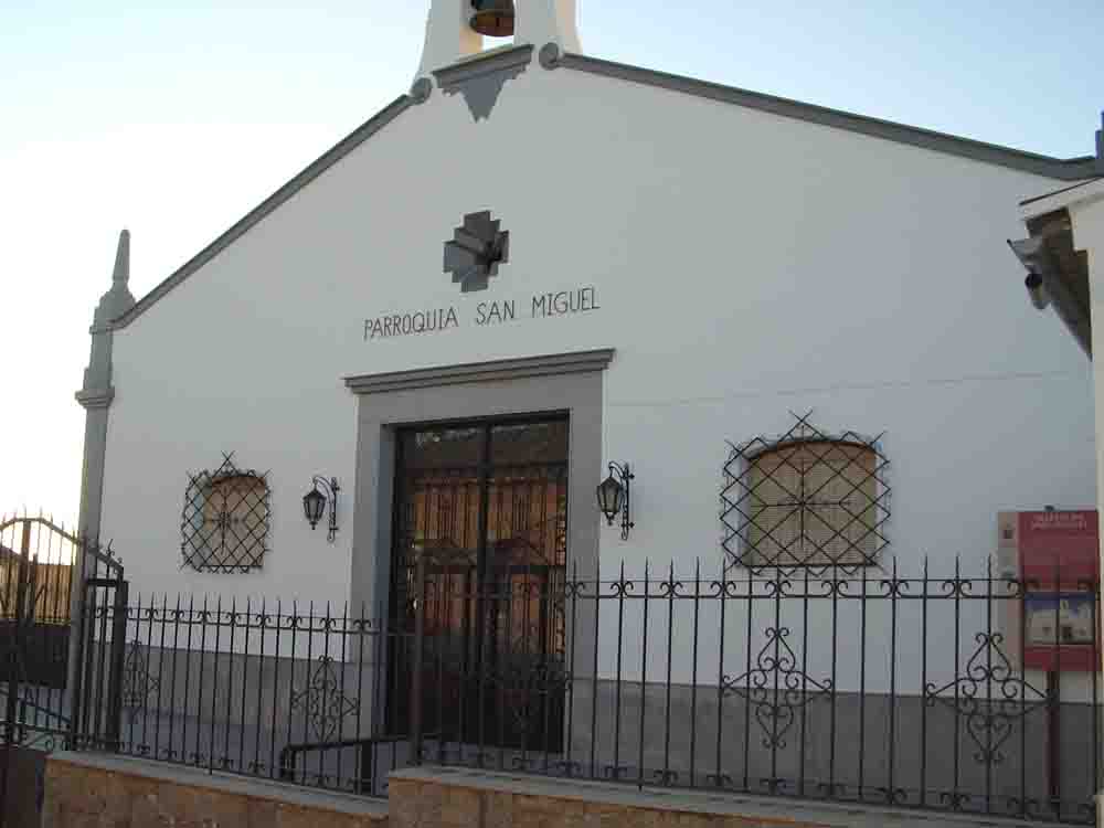 Iglesia San Miguel de Pe�arroya