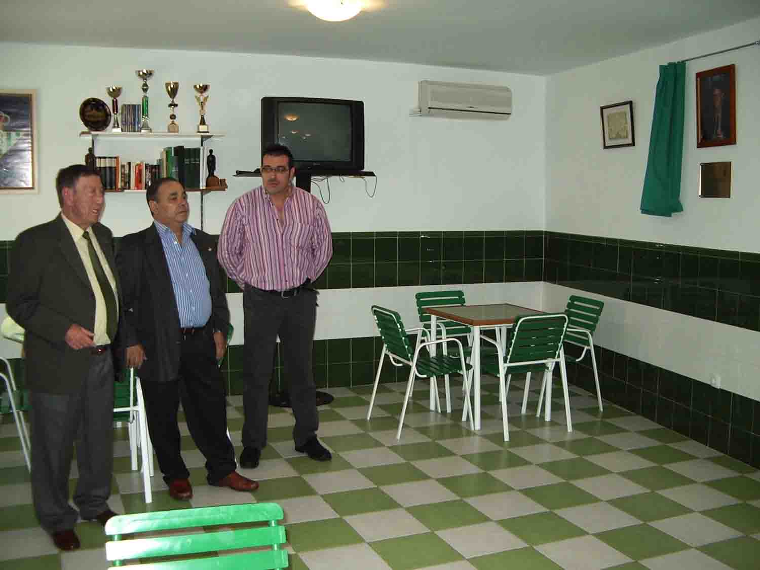 La pe�a B�tica homenajea a Rafael Hernando