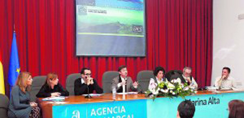 Tcnicos durante la jornada celebrada ayer en Creama