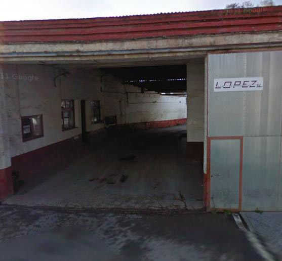 Aspecto de las cocheras de Transportes L�pez