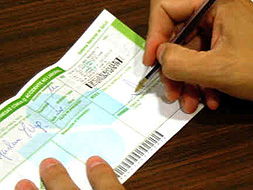 Acusada de falsificar recetas m�dicas