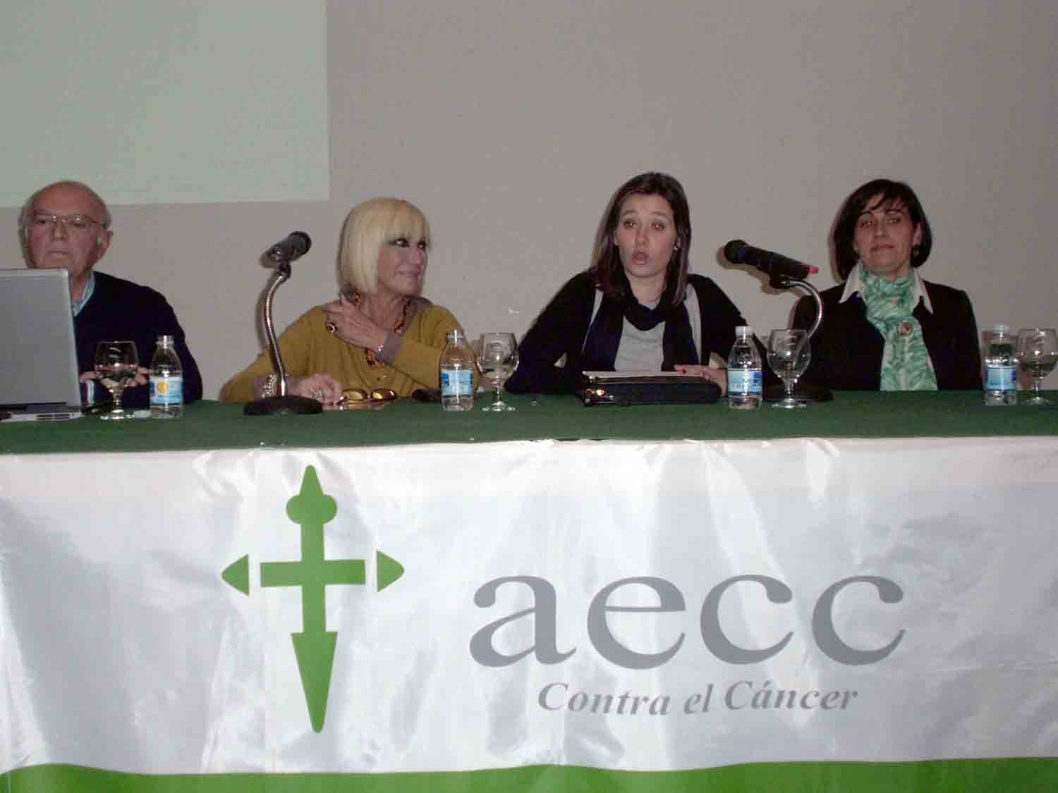 Asociacin  contra el Cncer en Pearroya