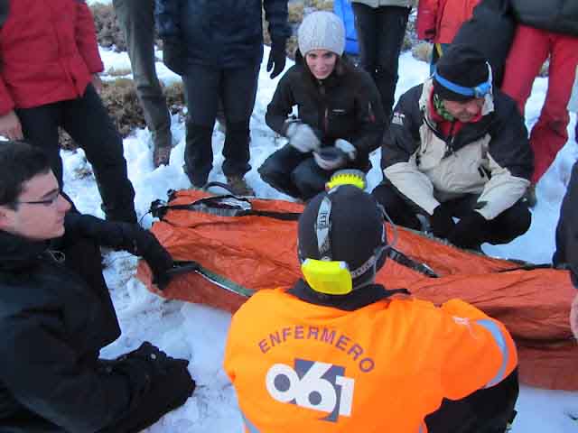Simulacro de rescate de un monta�ero