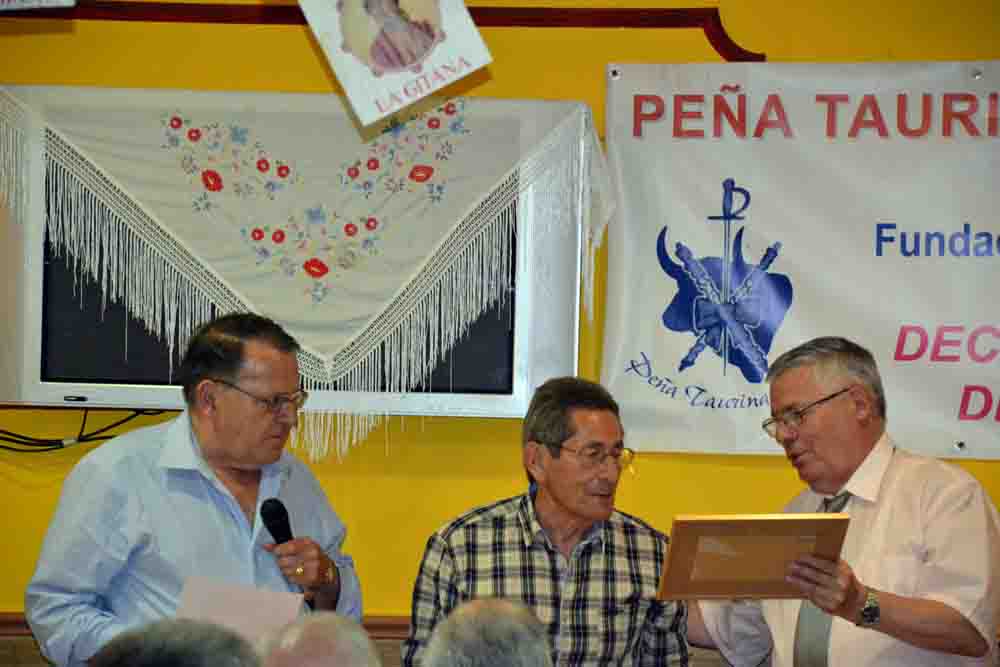 Pe�a Taurina Usera