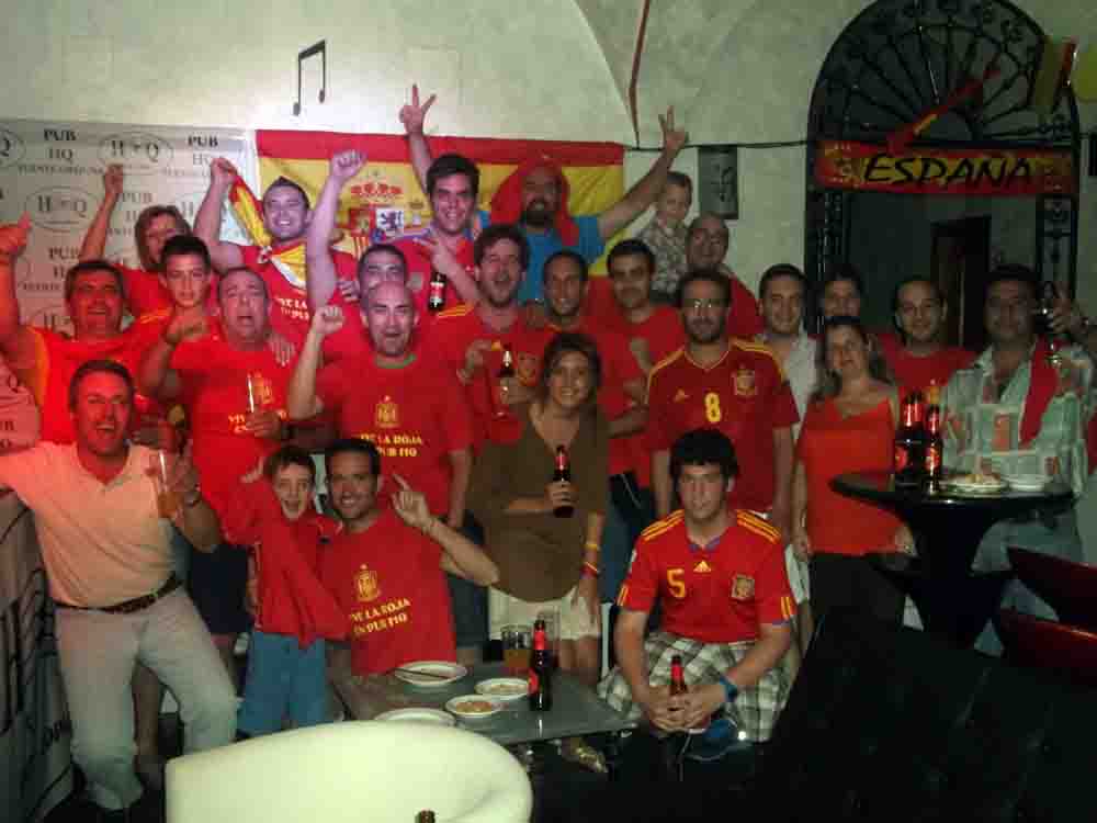 Vive la Roja en Pub �HQ� en Fuente Obejuna