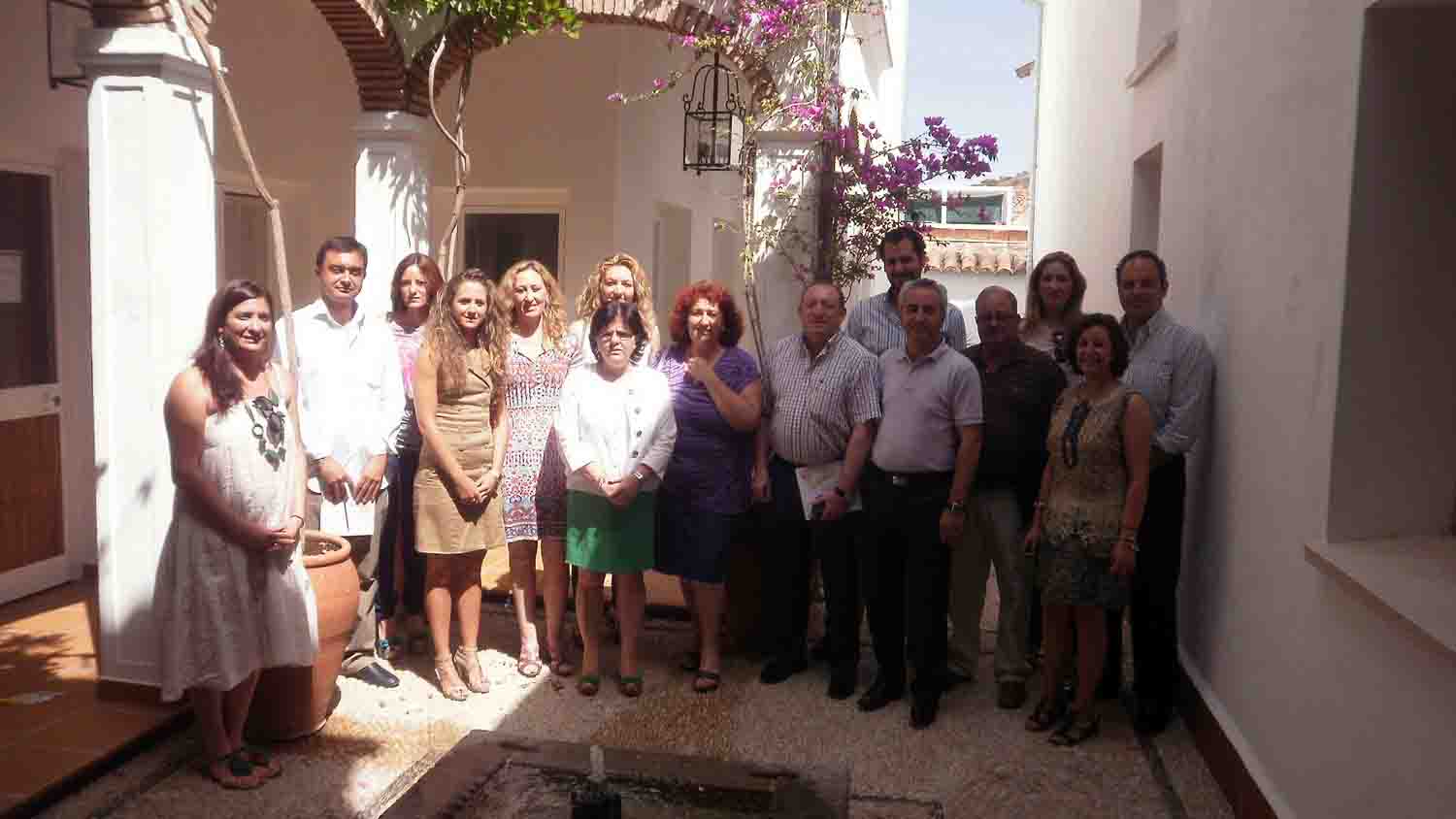 Reunin de alcaldes con la Diputada de Igualdad