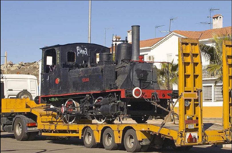  La locomotora sale de Pearroya y llega restaurada