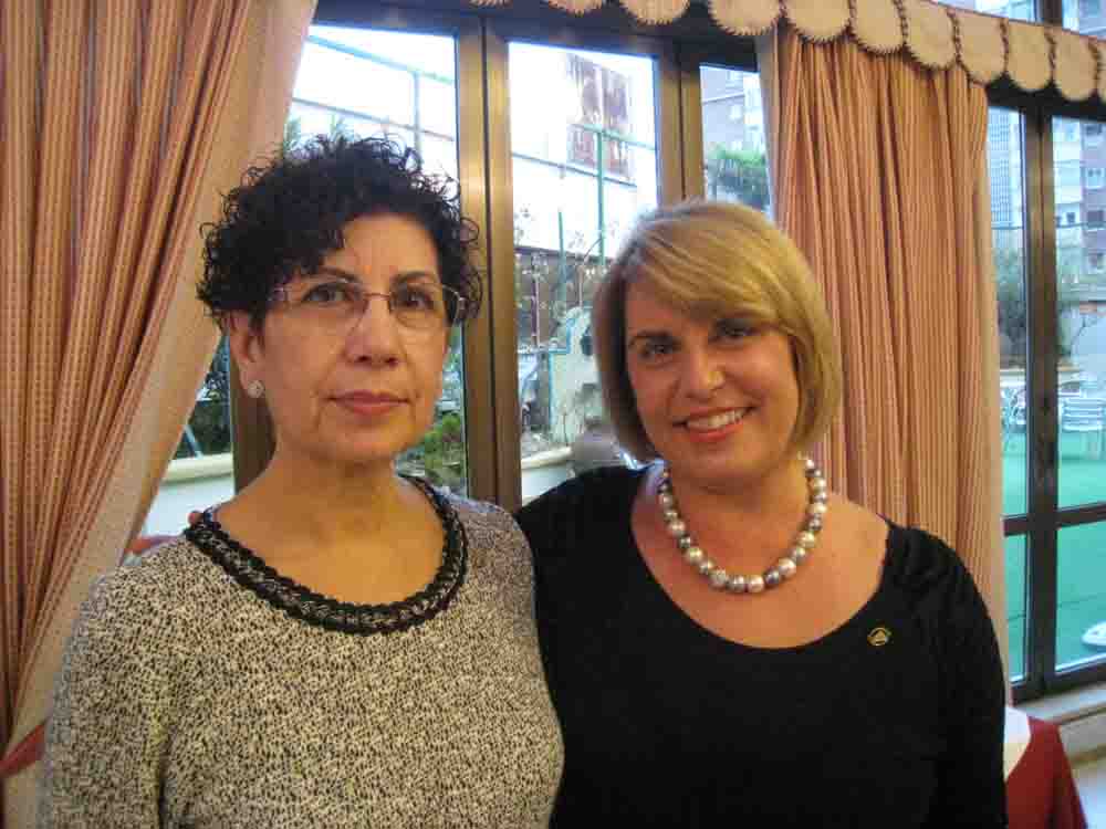 M� Mercedes N��ez Denamiel y Aurora Rubio Herrador