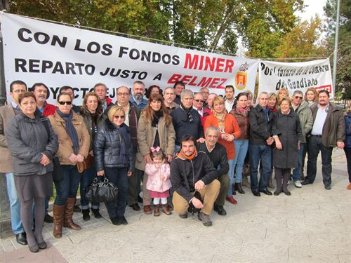 Alcaldes y dirigentes del PSOE en el Guadiato