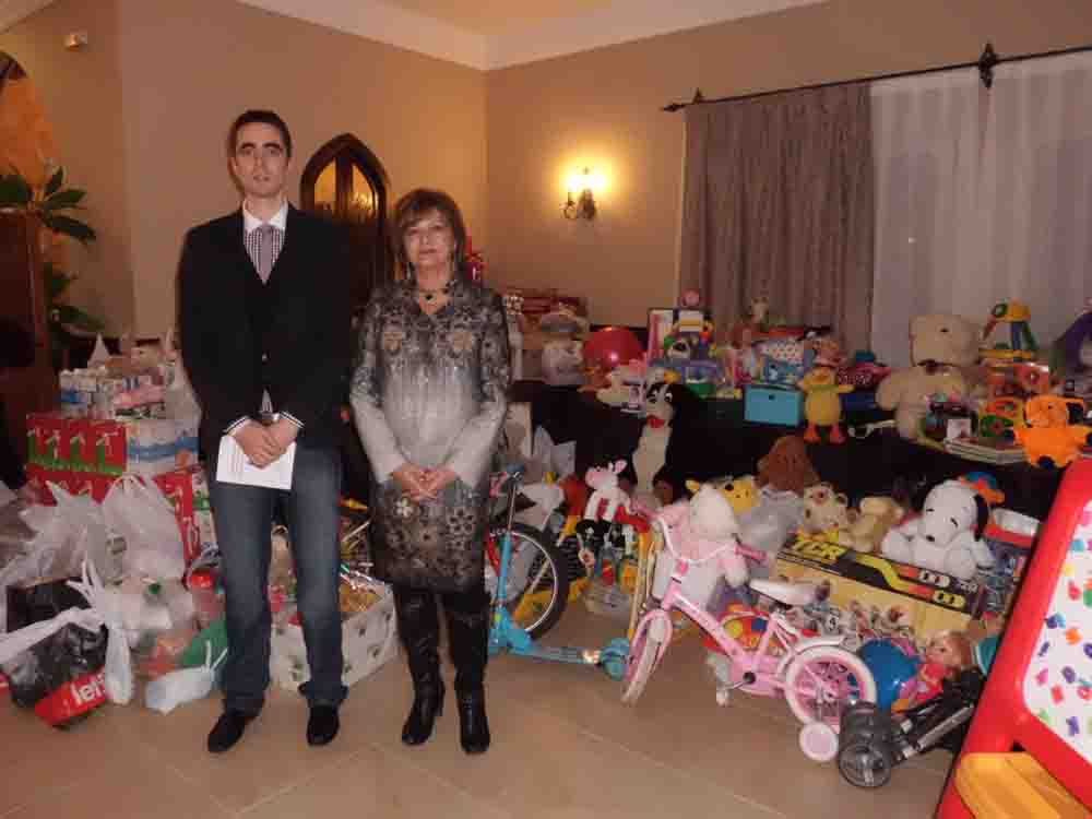 Campaa solidaria de la Asociacin Desde la Cima