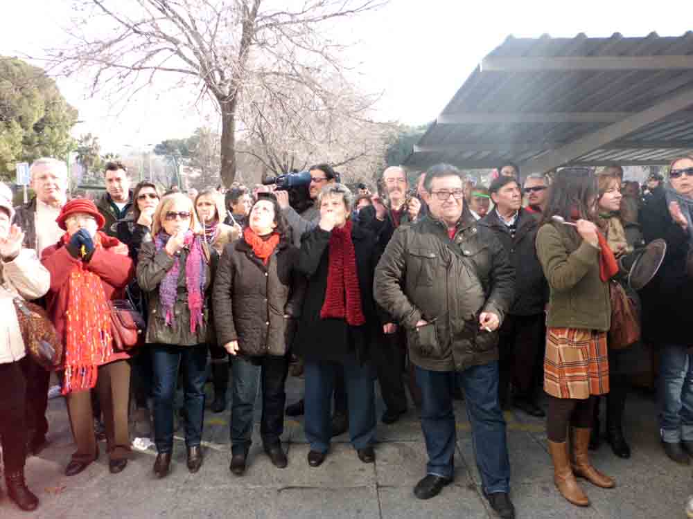 Cacerolada  belmezana en la Subdelegacin del Gobierno