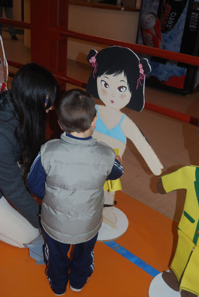 Nios y nias de entre tres y seis aos