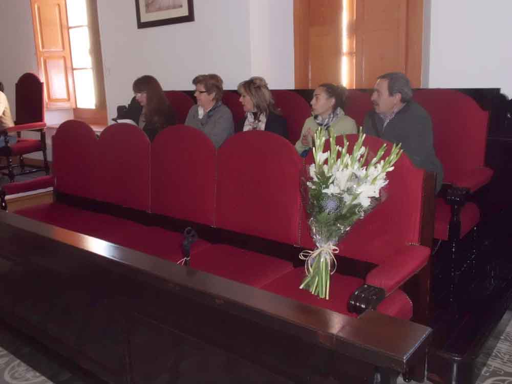 Ramo de flores en memoria de Ana M Hernando