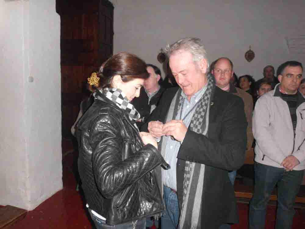 Francisco Pulgar�n entrega la insignia de oro