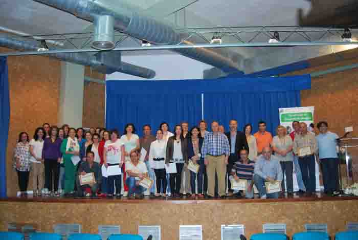 Entrega de distinciones a donantes de sangre