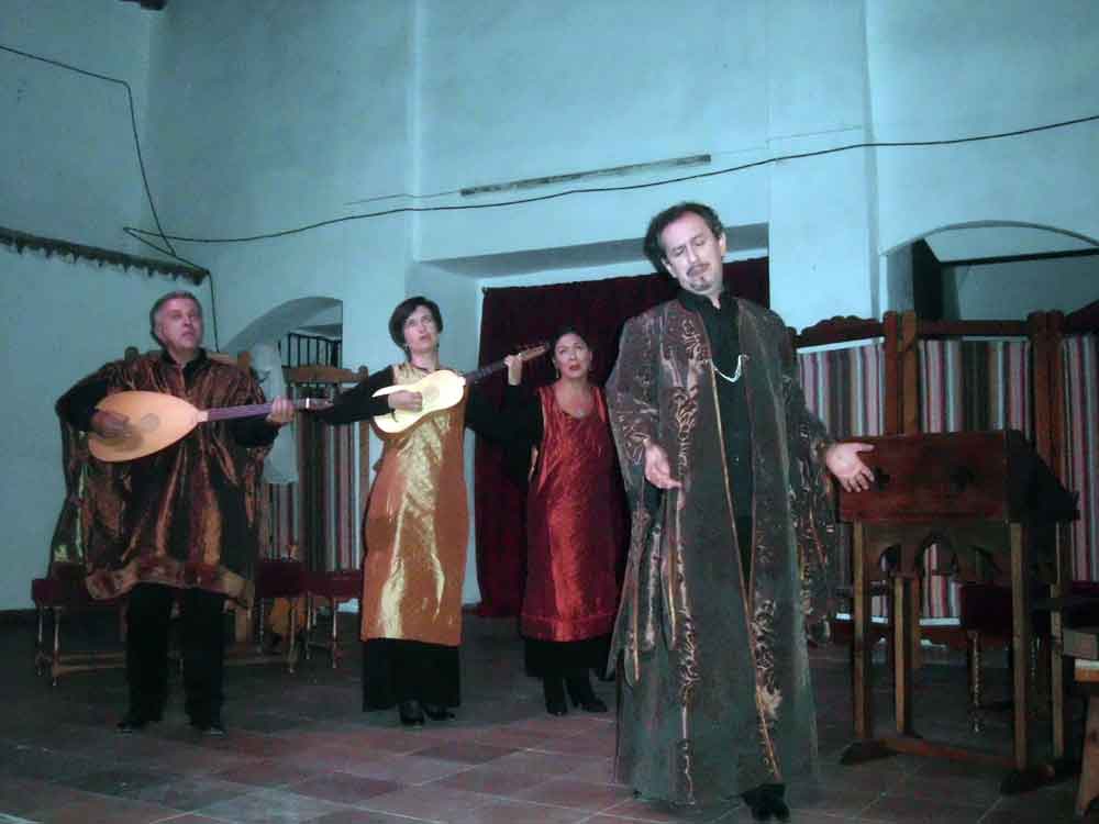 Rotundo �xito de �Coplas de Buen Amor�