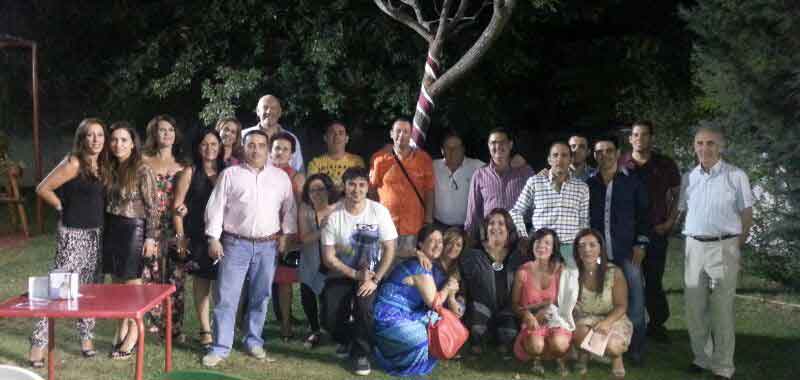 Encuentro entre antiguos alumnos y profesores