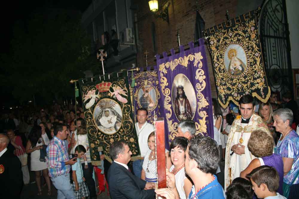 La Amargura procesiona de forma extraordinaria