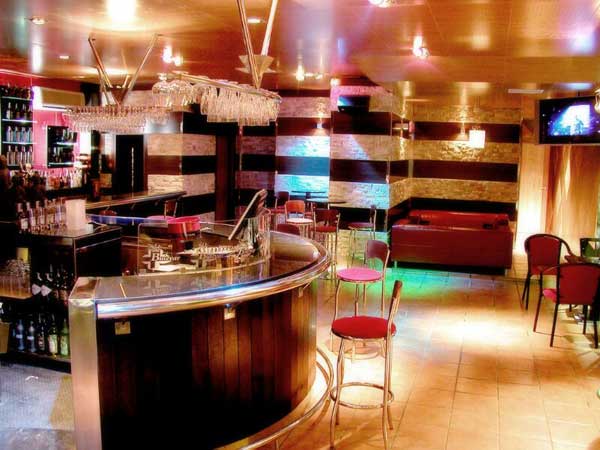 Pub Bulevar, bajo la direccin de Israel Snchez