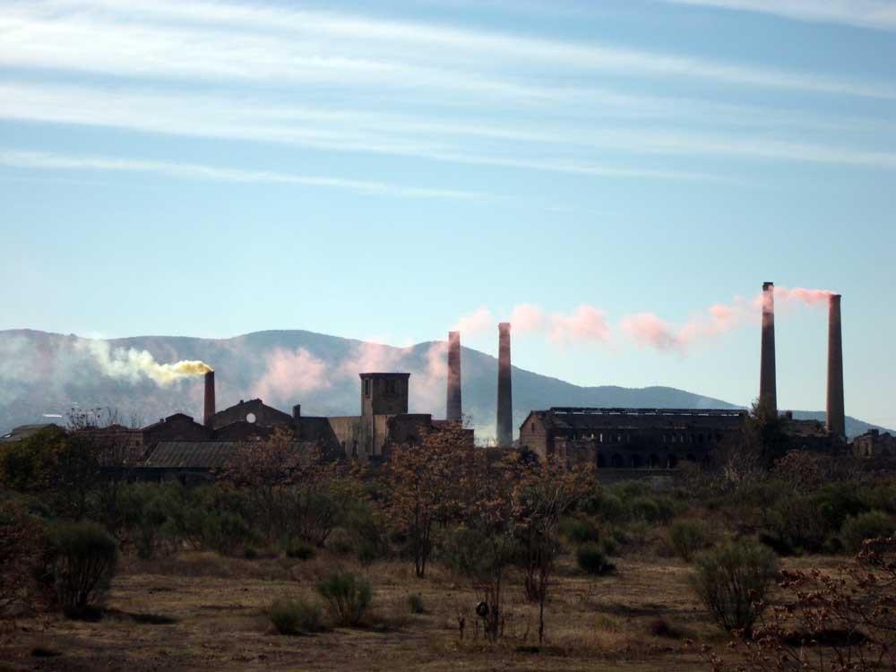 Encendido de las chimeneas de El Cerco Industrial