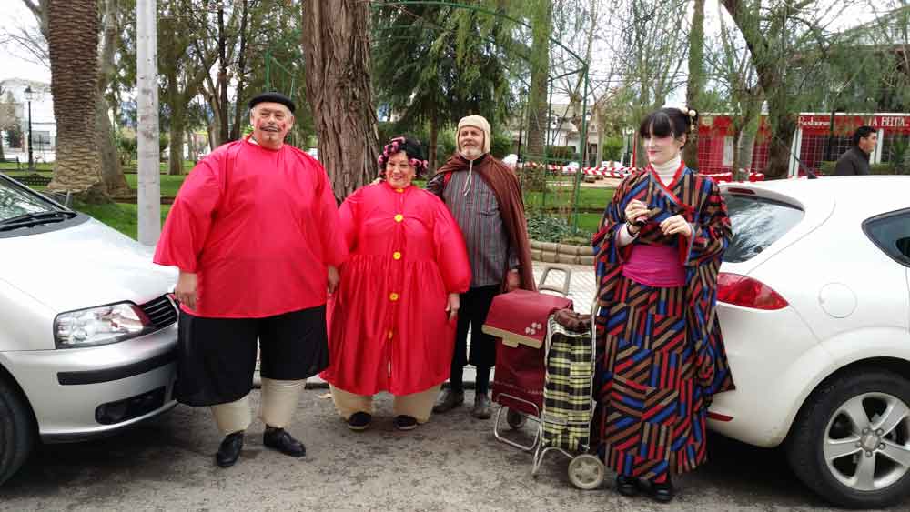 Pasacalles de carnaval en Pearroya Pueblonuevo