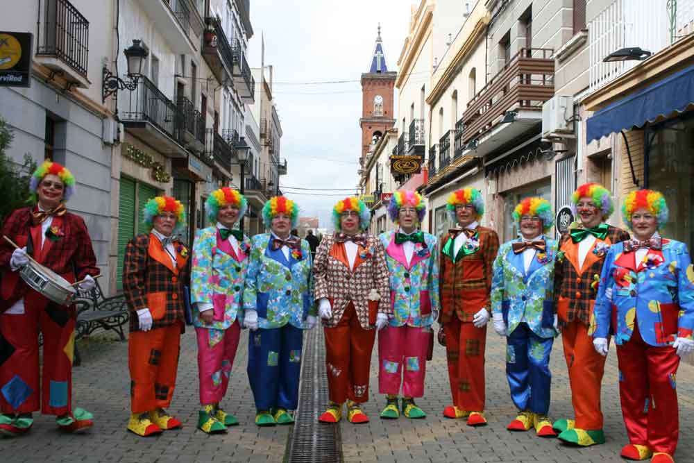 Pasacalles de carnaval en Pearroya Pueblonuevo