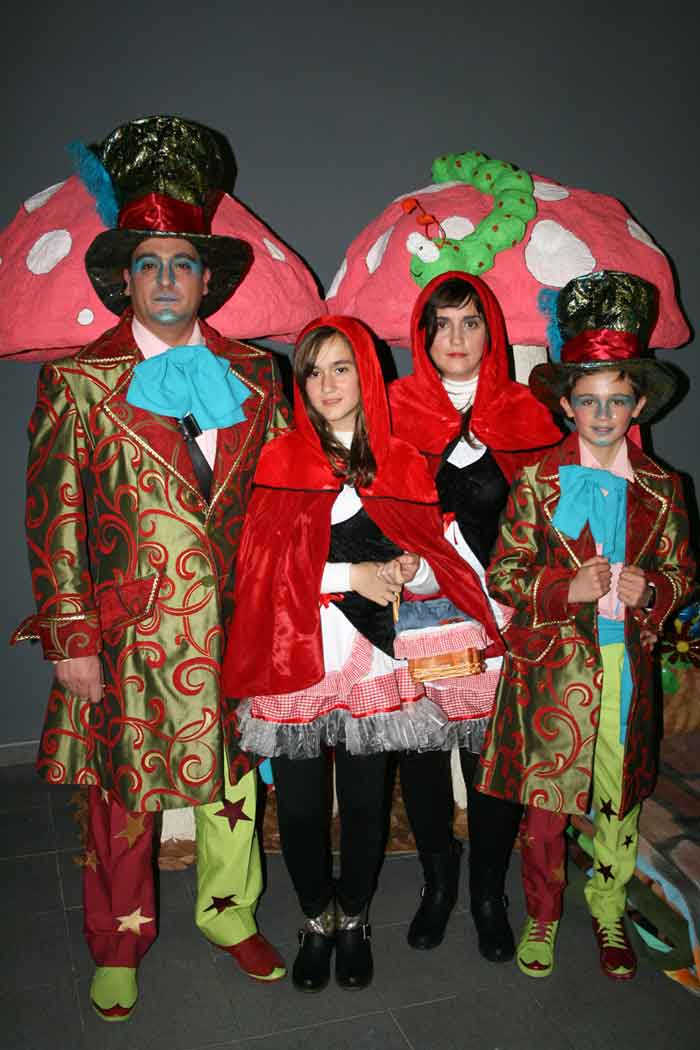 Pasacalles de carnaval en Pearroya Pueblonuevo