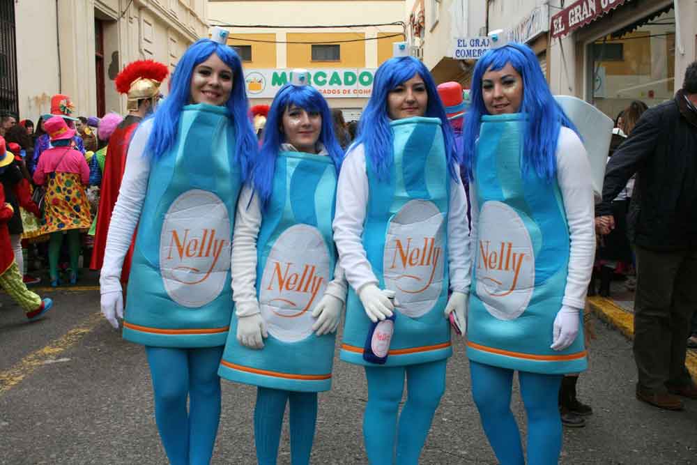 Pasacalles de carnaval en Pearroya Pueblonuevo