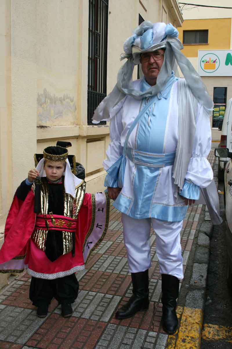 Pasacalles de carnaval en Pearroya Pueblonuevo