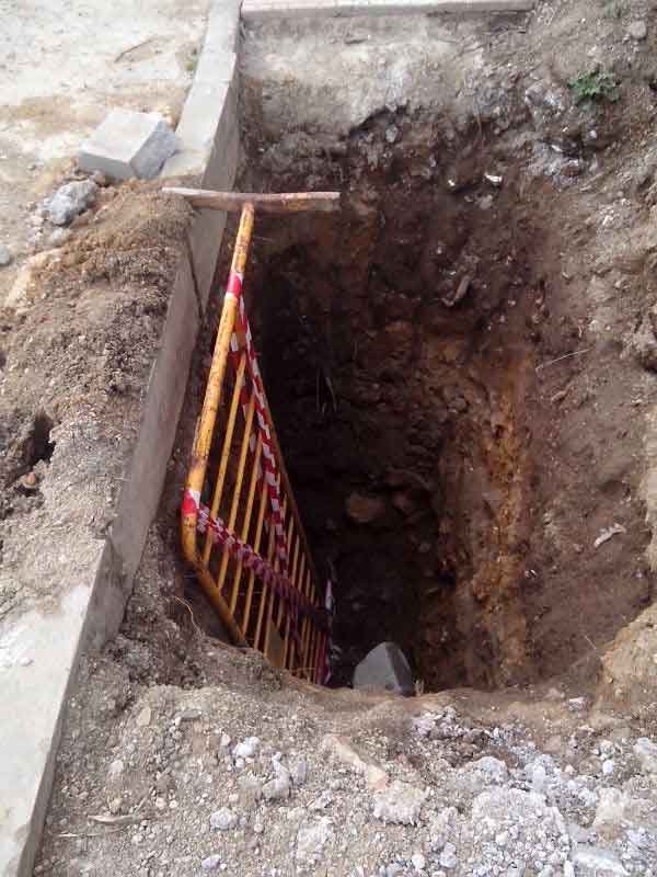 Rotura de una tubera hace dos semanas