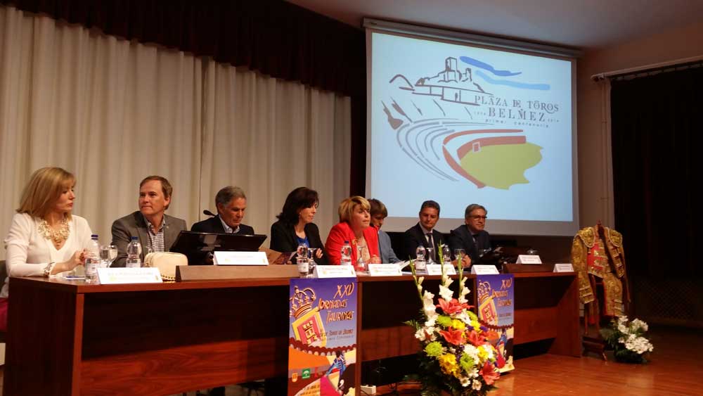 Jornadas taurinas en el a�o del centenario